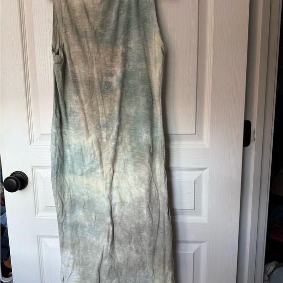 Universal Thread Green Sleeveless Halter Maxi Dress - Picture 3 of 7